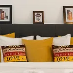 Premium By Mrg Διαμέρισμα Βουκουρέστι