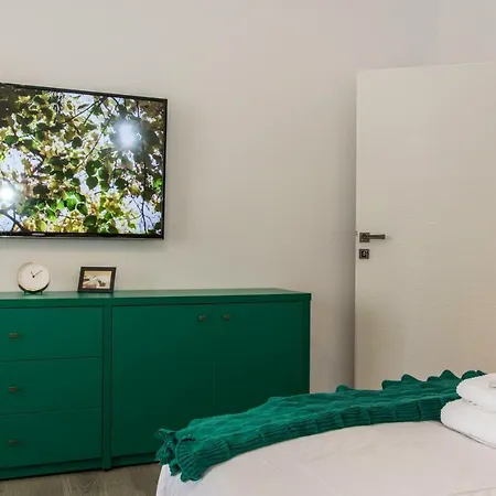 Premium By Mrg Apartment *