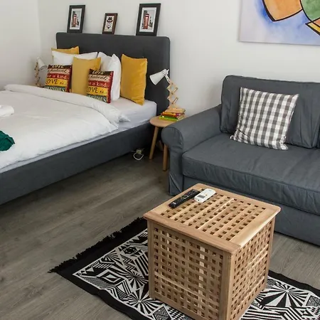 Premium By Mrg Bucharest