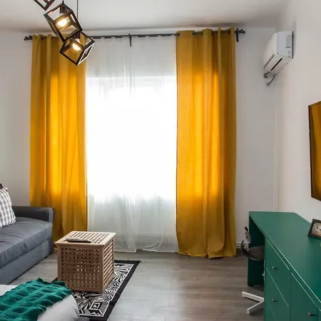 Apartment Premium By Mrg