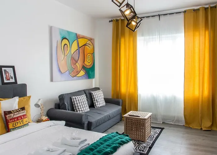Premium By Mrg Apartment Bucharest